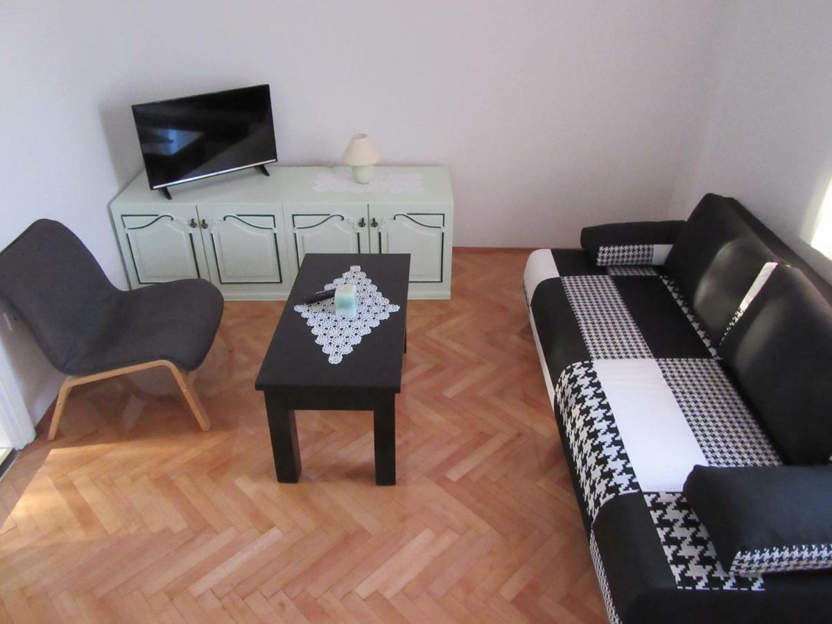 Apartman Romeo Apartment Rijeka Exterior photo